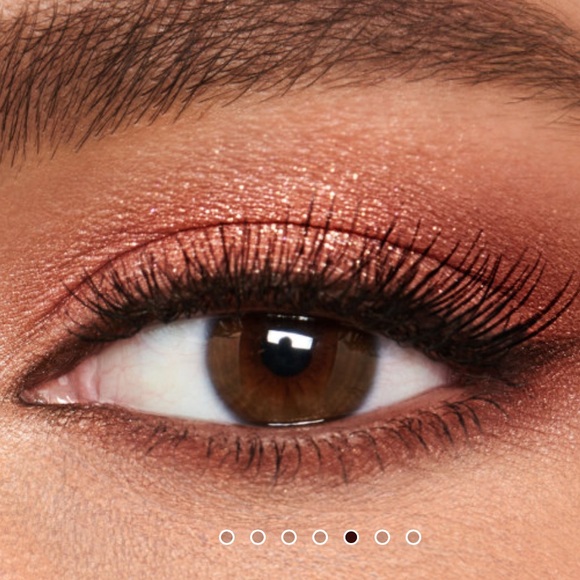 Charlotte Tilbury Pillow Talk Luxury Palette Eye Shadows - Picture 4 of 7